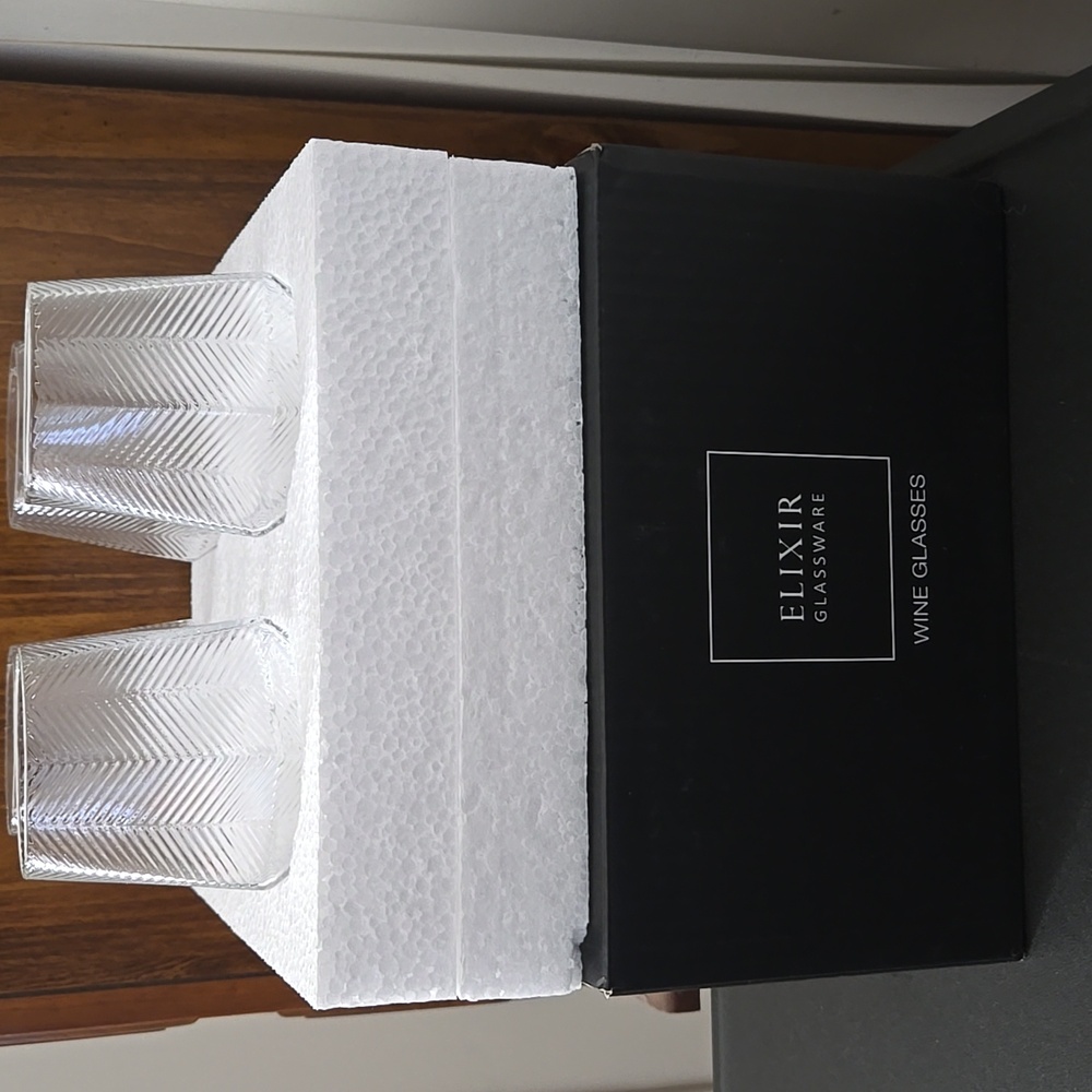 Elixir Wine Glasses